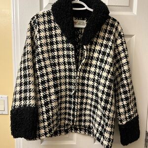 Sonoma Black and Cream Houndstooth Teddy Jacket